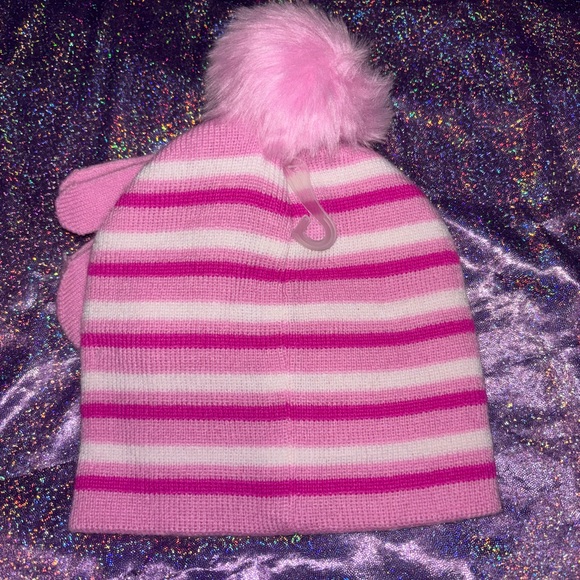 Fancy Nancy Hat Set - Picture 3 of 4